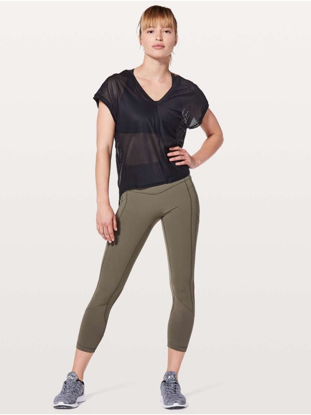 Lululemon Ahead By Miles Short Sleeve - Black